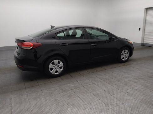 Used 2017 Kia Forte LX FWD image 10