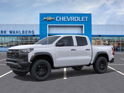 New 2026 Chevrolet Colorado Trail Boss AWD/4WD image 2