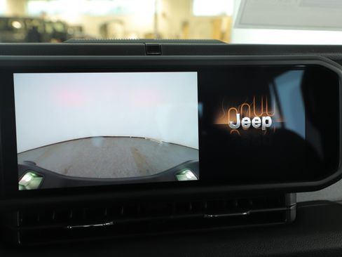 New 2026 Jeep Gladiator Sport image 18