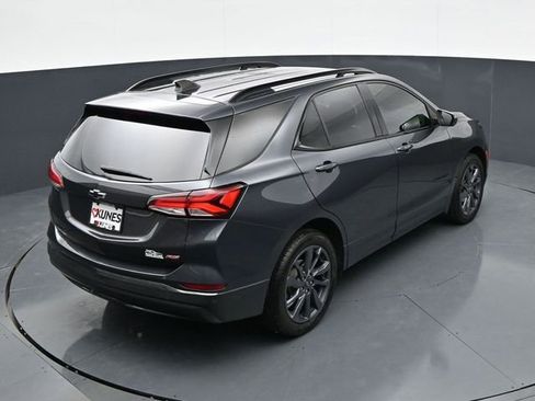 Used 2022 Chevrolet Equinox RS image 23
