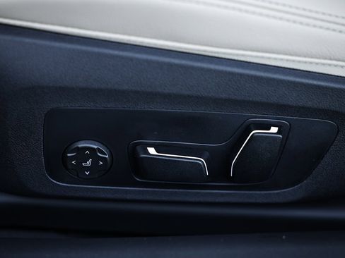 New 2026 BMW 430i 430i w/ M Sport Package image 25