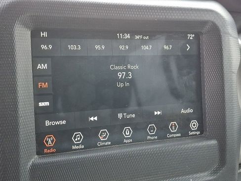 Used 2019 Jeep Wrangler Unlimited Sahara image 17