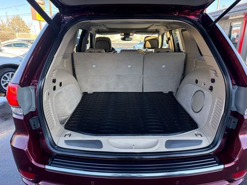 Used 2019 Jeep Grand Cherokee Overland image 18