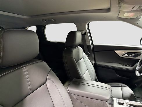 New 2026 Chevrolet Blazer LT image 32