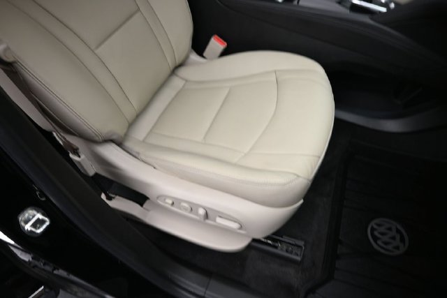 Used 2020 Buick Enclave Premium w/ Sun and Sites Package AWD/4WD image 33