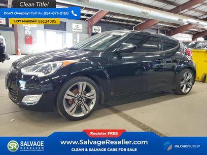 Used 2013 Hyundai Veloster w/ Style Pkg
