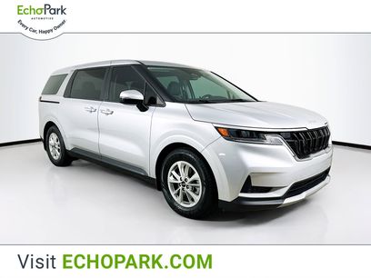 Used 2023 Kia Carnival LX