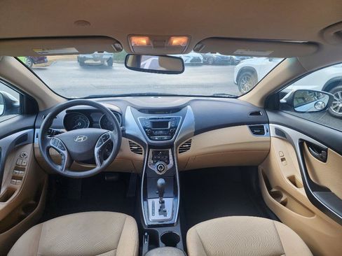 Used 2013 Hyundai Elantra GLS w/ Preferred Pkg FWD image 11
