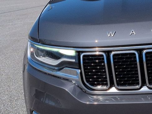 Used 2022 Jeep Wagoneer Series III w/ Premium Group I image 11