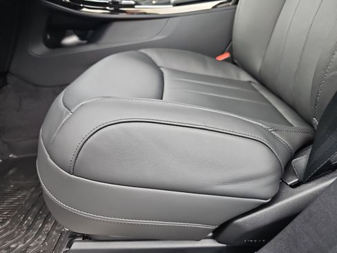 New 2025 Land Rover Range Rover Sport Dynamic SE image 29