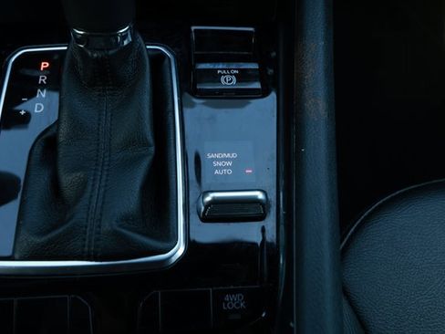 Used 2024 Jeep Compass Latitude image 19