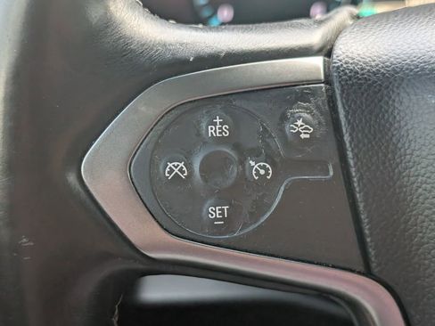 Used 2015 Chevrolet Tahoe LT image 15