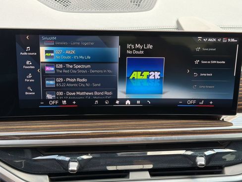 Used 2025 BMW X5 xDrive50e w/ Premium Package AWD/4WD image 20