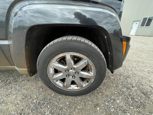 Used 2011 Jeep Liberty Limited w/ Tire & Wheel Group AWD/4WD image 20