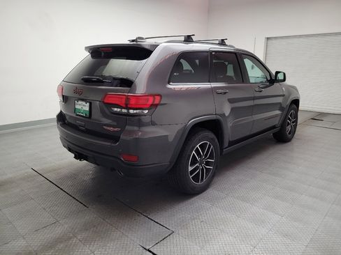 Used 2019 Jeep Grand Cherokee Trailhawk w/ Trailhawk Luxury Group AWD/4WD image 9
