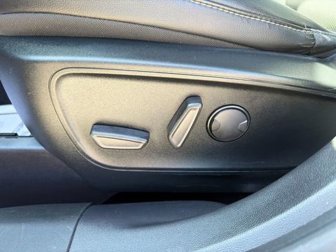 Used 2020 Ford Escape SEL AWD/4WD image 19
