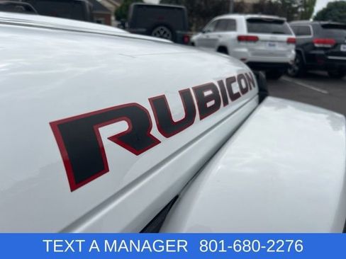 Used 2025 Jeep Gladiator Rubicon AWD/4WD image 10