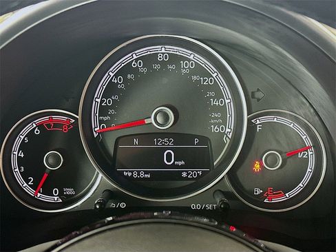 Used 2019 Volkswagen Beetle 2.0T SE image 15