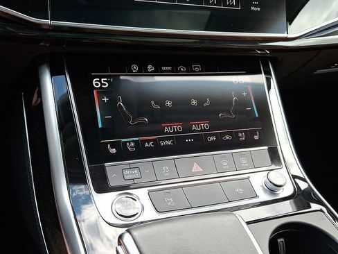 Used 2023 Audi Q7 2.0T Premium Plus w/ Premium Plus Package AWD/4WD image 16