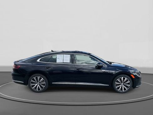 Used 2020 Volkswagen Arteon SE image 3