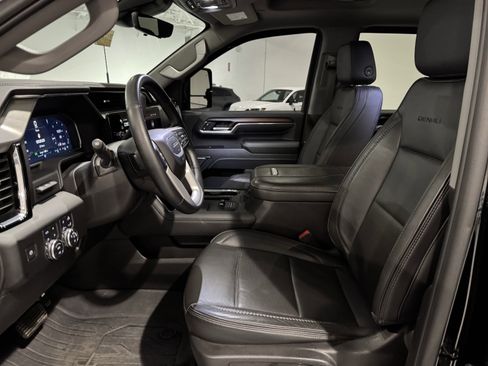Used 2024 GMC Sierra 2500 Denali w/ Technology Package image 26