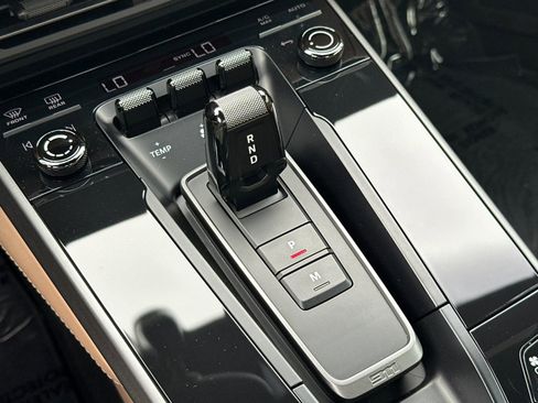 Used 2024 Porsche 911 Carrera 4S image 21