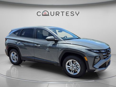 New 2026 Hyundai Tucson SE FWD image 7