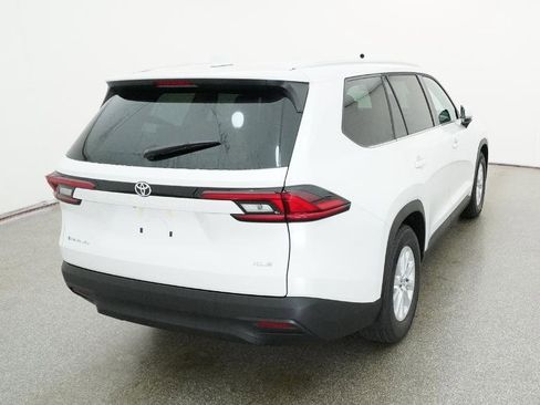 New 2026 Toyota Grand Highlander AWD Hybrid image 11