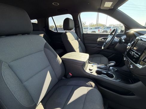 Certified 2023 Chevrolet Traverse LT image 14