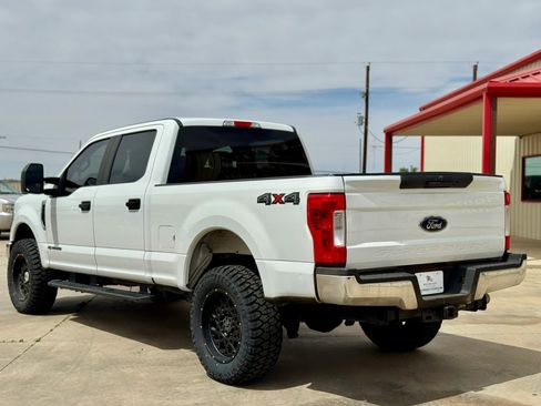 Used 2019 Ford F250 XL w/ STX Appearance Package AWD/4WD image 8