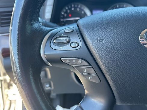 Used 2015 INFINITI Q70 L 3.7 image 13