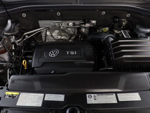 Used 2020 Volkswagen Atlas Cross Sport SE image 21