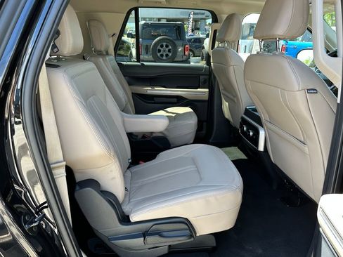 Used 2024 Ford Expedition Max Limited AWD/4WD image 20