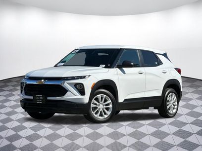 Used 2025 Chevrolet TrailBlazer LS w/ LS Convenience Package
