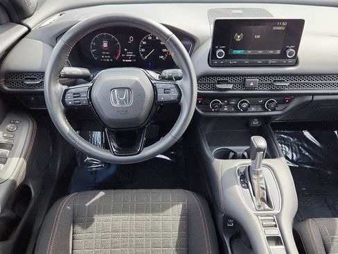 Used 2023 Honda HR-V Sport image 11