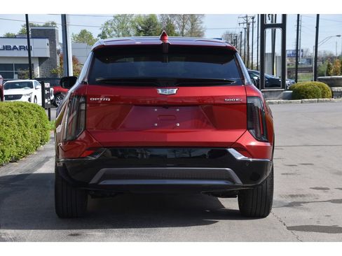 Used 2025 Cadillac Optiq Sport 2 w/ LPO, Floor Liner Package AWD/4WD image 5