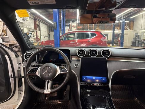 Certified 2025 Mercedes-Benz C 300 4MATIC Sedan image 13