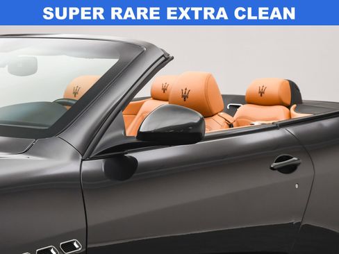 Used 2014 Maserati GranTurismo Base image 9