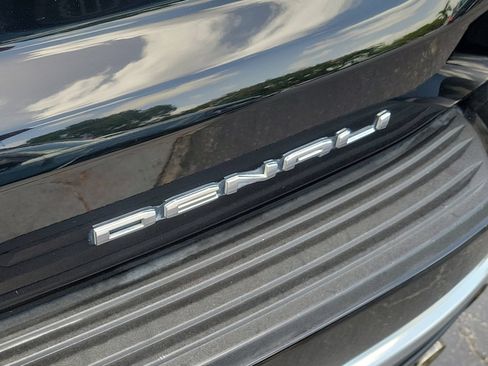 Used 2021 GMC Yukon XL Denali w/ Max Trailering Package RWD image 8