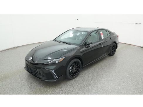 New 2026 Toyota Camry SE image 1