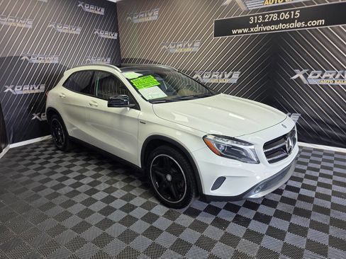 Used 2015 Mercedes-Benz GLA 250 4MATIC image 8
