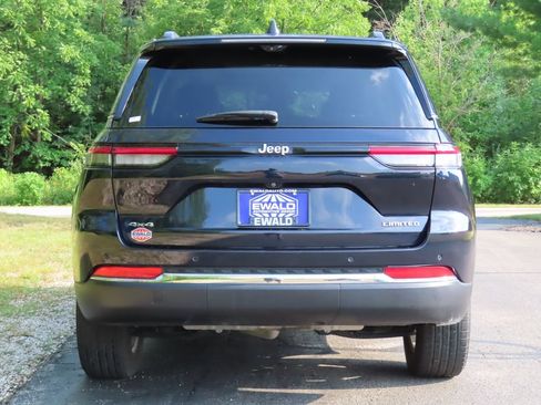 Certified 2023 Jeep Grand Cherokee Limited w/ Luxury Tech Group II AWD/4WD image 16