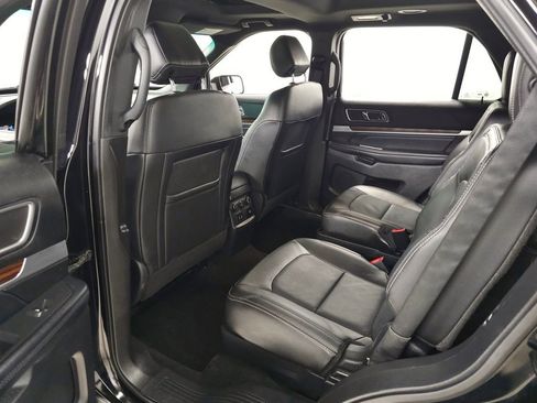 Used 2017 Ford Explorer Limited w/ Equipment Group 301A AWD/4WD image 30