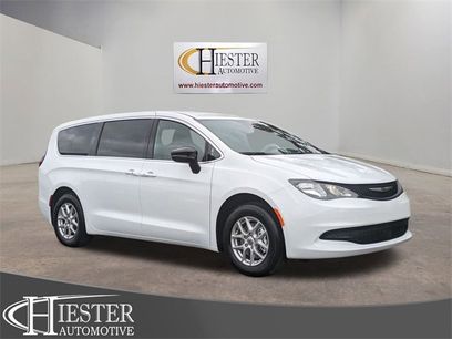 New 2025 Chrysler Voyager LX