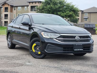 Used 2023 Volkswagen Jetta SE