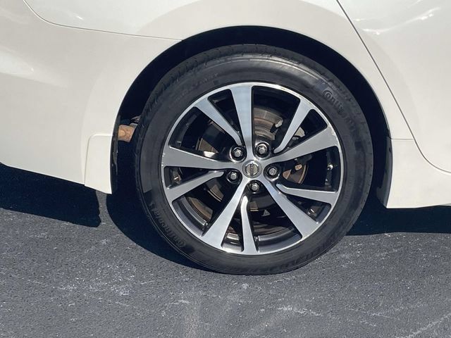 Used 2016 Nissan Maxima 3.5 SV FWD image 9