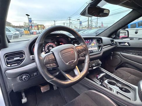 Certified 2023 Dodge Durango R/T image 12
