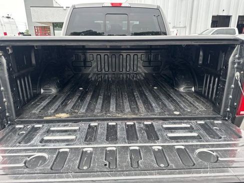 Used 2018 Ford F150 XLT w/ Equipment Group 302A Luxury AWD/4WD image 12