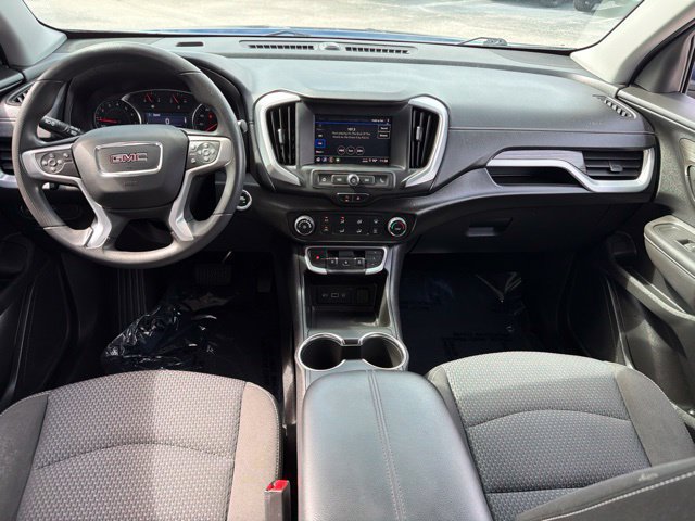 Used 2022 GMC Terrain SLE FWD image 16