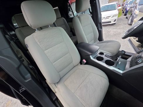 Used 2014 Ford Explorer FWD image 22